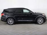 Thumbnail of 2022 Agate Black Metallic Ford Explorer