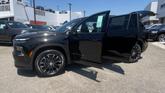 Thumbnail of 2026 Mosaic Black Metallic Chevrolet Traverse