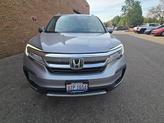 Thumbnail of 2019 Lunar Silver Metallic Honda Pilot