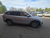 Thumbnail of 2019 Lunar Silver Metallic Honda Pilot