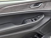Thumbnail of 2024 Bright White Clearcoat Jeep Grand Cherokee L