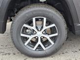 Thumbnail of 2025 Baltic Gray Metallic Clearcoat Jeep Grand Cherokee