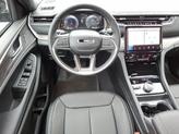 Thumbnail of 2025 Diamond Black Crystal Pearlcoat Jeep Grand Cherokee