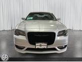 Thumbnail of 2022 Silver Mist Clearcoat Chrysler 300