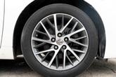 Thumbnail of 2017 White Lexus ES 350