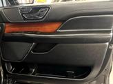 Thumbnail of 2018 Silver Lincoln Navigator