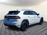 Thumbnail of 2026 Opal White Pearl Volkswagen Atlas Cross Sport