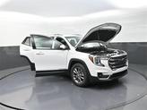 Thumbnail of 2023 Summit White GMC Terrain