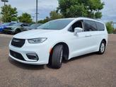 Thumbnail of 2022 Bright White Clearcoat Chrysler Pacifica