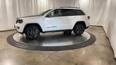 Thumbnail of 2019 Bright White Clearcoat Jeep Grand Cherokee