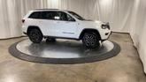 Thumbnail of 2019 Bright White Clearcoat Jeep Grand Cherokee