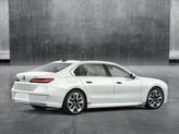 Thumbnail of 2025 Space Silver BMW i7