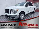 Photo of 2019 Glacier White Nissan Titan