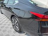 Thumbnail of 2022 Super Black Clearcoat Nissan Altima