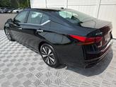 Thumbnail of 2022 Super Black Clearcoat Nissan Altima