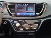Thumbnail of 2025 Ceramic Gray Clearcoat Chrysler Pacifica