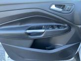 Thumbnail of 2017 White Ford Escape