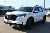 Thumbnail of 2025 Platinum White Pearl Honda Pilot
