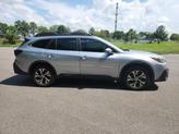Thumbnail of 2022 Ice Silver Metallic Subaru Outback