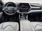 Thumbnail of 2022 Celestial Silver Metallic Toyota Highlander