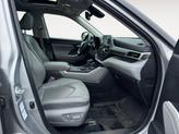 Thumbnail of 2022 Celestial Silver Metallic Toyota Highlander