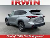 Thumbnail of 2022 Celestial Silver Metallic Toyota Highlander