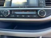 Thumbnail of 2019 Blizzard Pearl Toyota Highlander