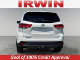 Thumbnail of 2019 Blizzard Pearl Toyota Highlander