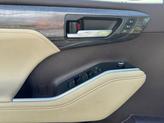 Thumbnail of 2021 Blizzard Pearl Toyota Highlander