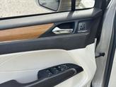Thumbnail of 2015 Karat Gold Metallic Lincoln MKC