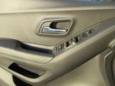 Thumbnail of 2016 White Chevrolet Trax