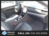 Thumbnail of 2025 Bright White Clearcoat Jeep Grand Cherokee