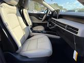Thumbnail of 2025 Whisper White Lincoln Corsair