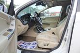 Thumbnail of 2014 Crystal White Pearl Volvo XC60