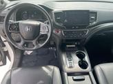 Thumbnail of 2022 Platinum White Honda Pilot