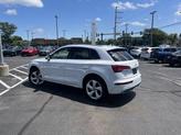 Thumbnail of 2022 Glacier White Metallic Audi Q5