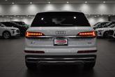 Thumbnail of 2022 Glacier White Metallic Audi Q7