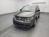 Thumbnail of 2017 Verde Oliva (Olive Green) Dodge Journey