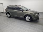 Thumbnail of 2017 Verde Oliva (Olive Green) Dodge Journey