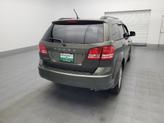 Thumbnail of 2017 Verde Oliva (Olive Green) Dodge Journey