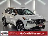 Photo of 2022 White Nissan Rogue