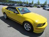 Thumbnail of 2006 Yellow Ford Mustang