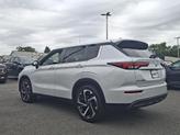 Thumbnail of 2022 White Diamond Mitsubishi Outlander