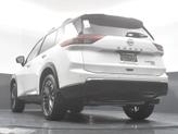 Thumbnail of 2026 White / Black Nissan Rogue