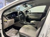 Thumbnail of 2017 White Hyundai SONATA