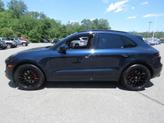 Thumbnail of 2018 Night Blue Metallic Porsche Macan