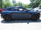 Thumbnail of 2018 Night Blue Metallic Porsche Macan