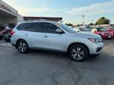 Thumbnail of 2017 Silver Nissan Pathfinder