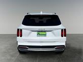 Thumbnail of 2023 Glacial White Pearl Kia Sorento