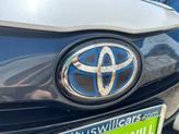 Thumbnail of 2019 Blizzard Pearl Toyota Prius Prime